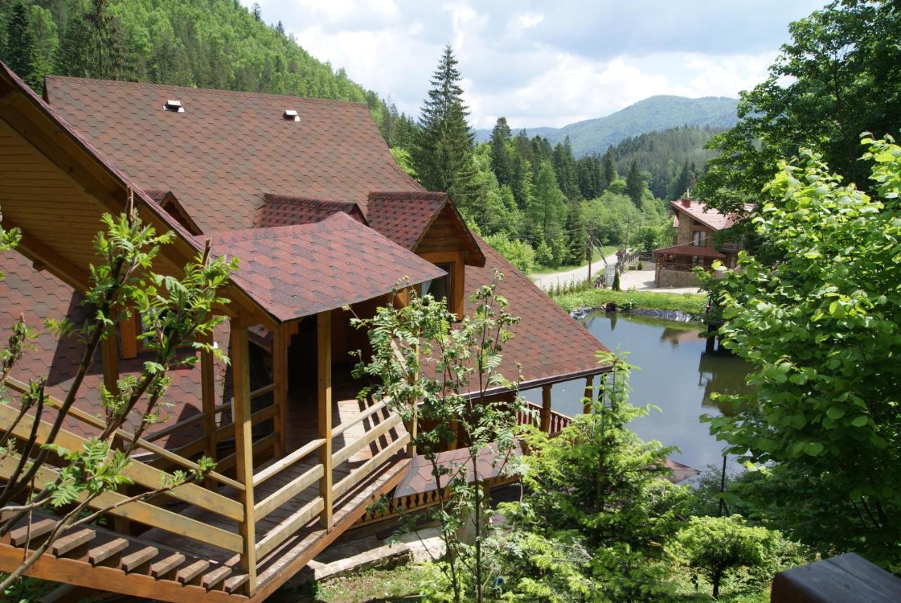 Hotel Dykyi Med Tatariv Exterior photo