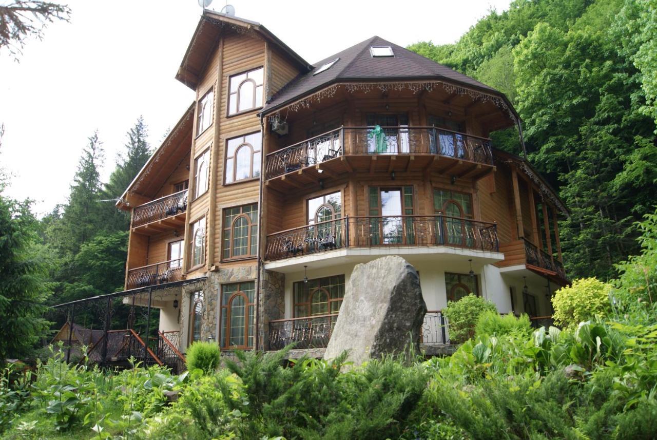 Hotel Dykyi Med Tatariv Exterior photo